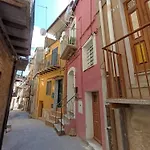 Miraglia 28 *