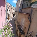 아파트 Miraglia 28 *